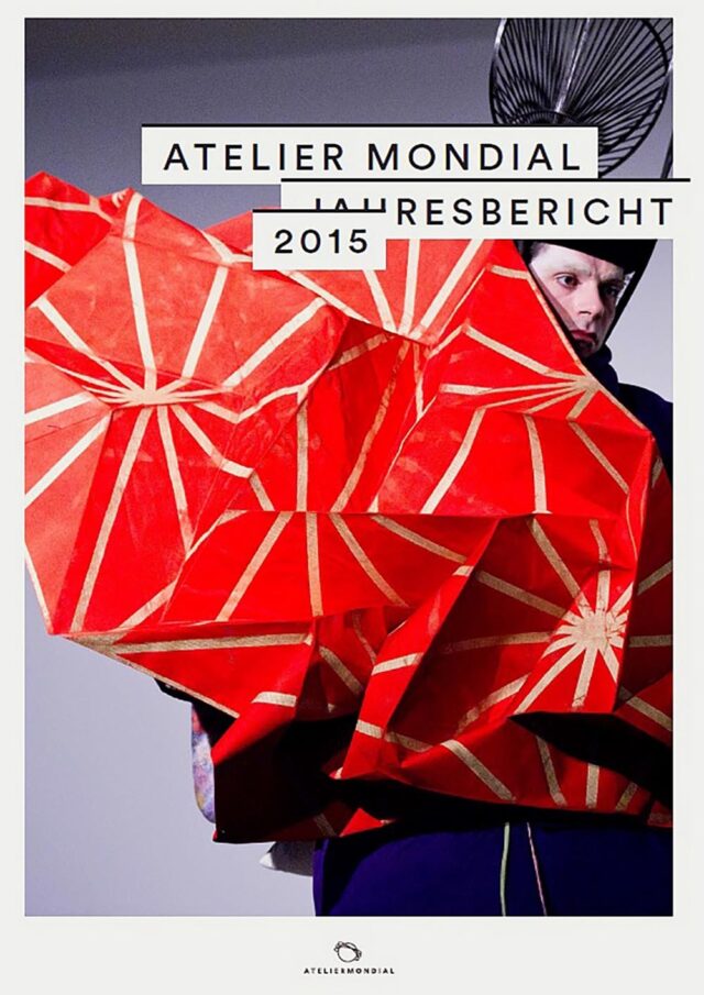 Cover Jahresbericht 2015